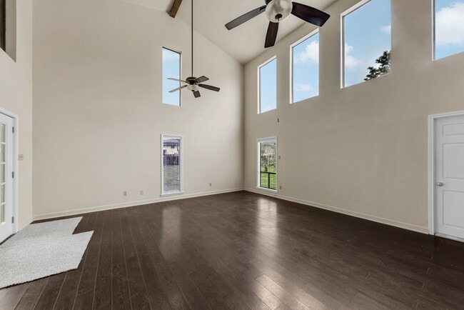 Photo - 1205 King Arthur Cir