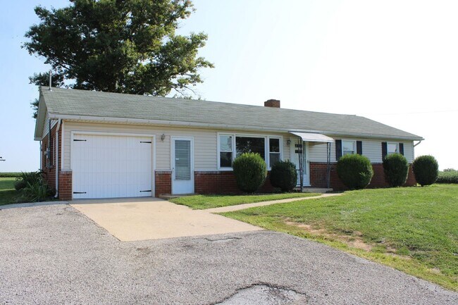 Photo - 1443 Delta Rd House