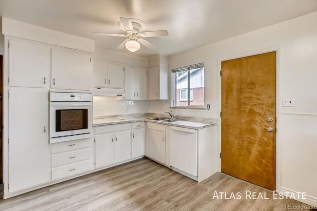 Photo - 1304 W Crestline-