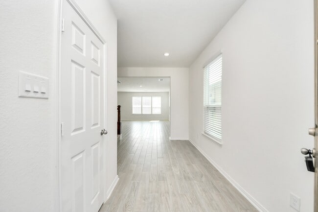 Photo - 17310 Rock Willow Ln