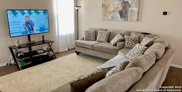 Photo - 5102 Everett Loop