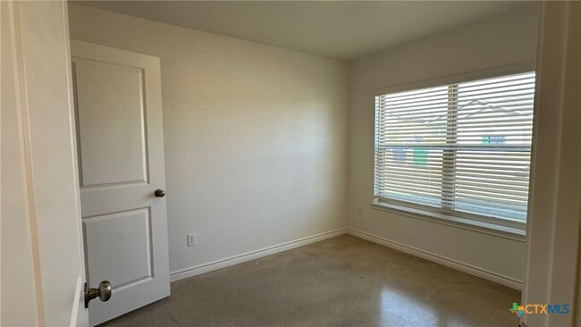 Photo - 1209 Lehmann Dr