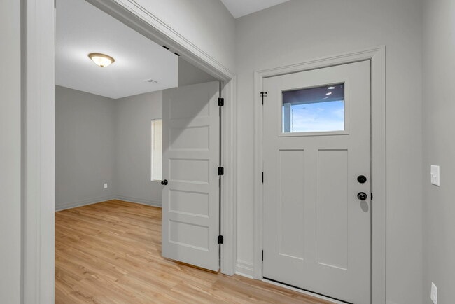 Photo - 1932 E Village Estates Dr