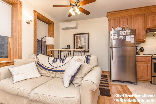 Photo - 137 Charles St Unit 3