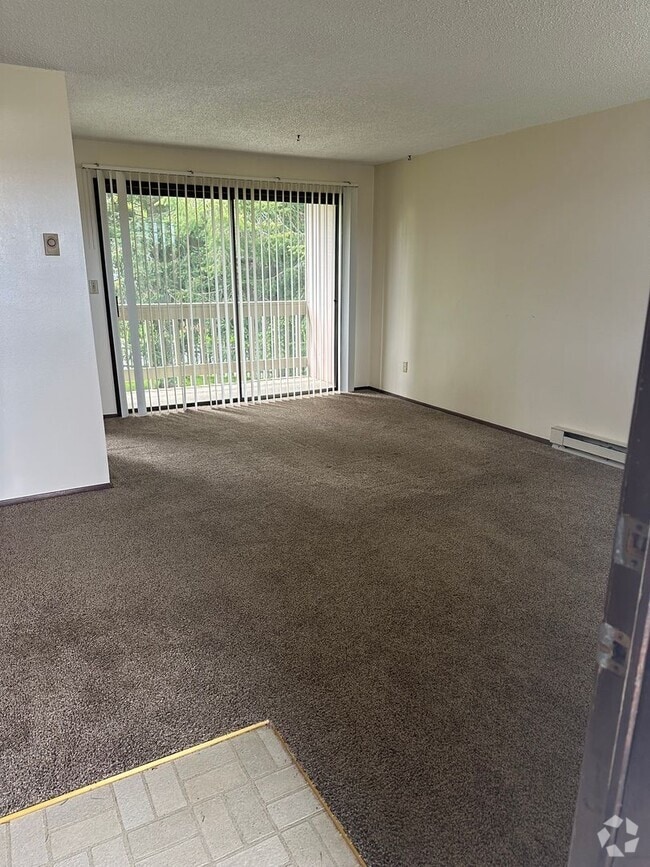 Building Photo - 920 6th St Unit #3 Rental