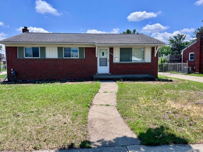 Building Photo - 2252 Winston Dr