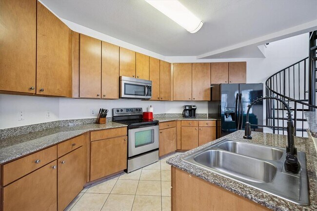 Photo - 2502 Leon St Unit 501