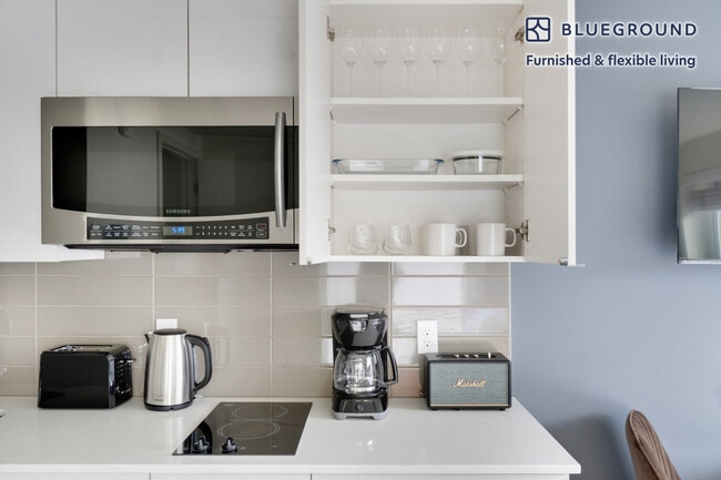 Photo - 5001 Brooklyn Ave NE Unidad FL2-ID919