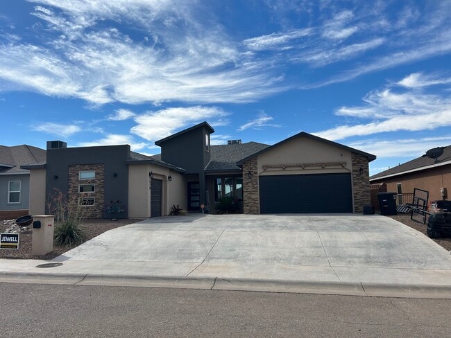 Photo - 518 San Simon Dr