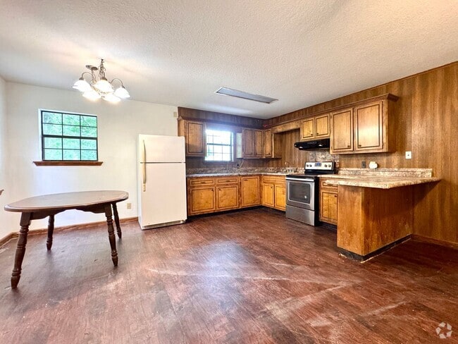 Building Photo - 600 Row St Unit A Rental