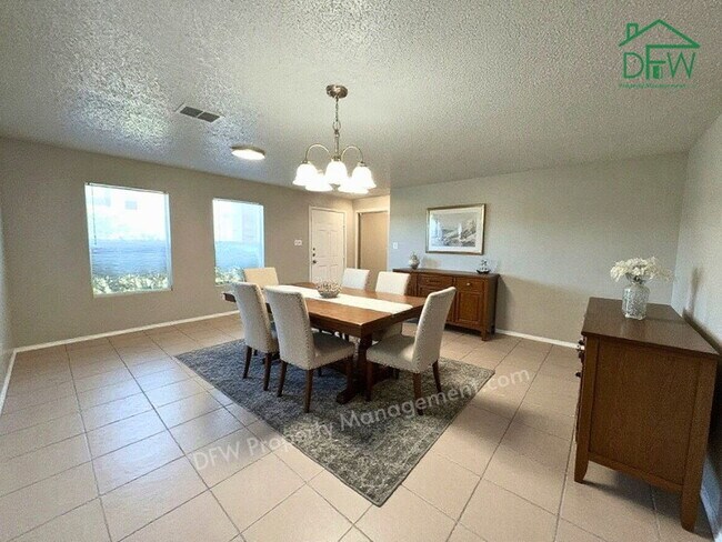 Photo - Spacious 4-Bedroom Home with Fireplace & Large Backyard in SW Fort Worth