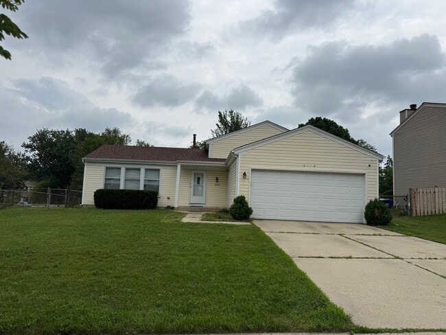 Building Photo - 2116 Briar Hill Dr