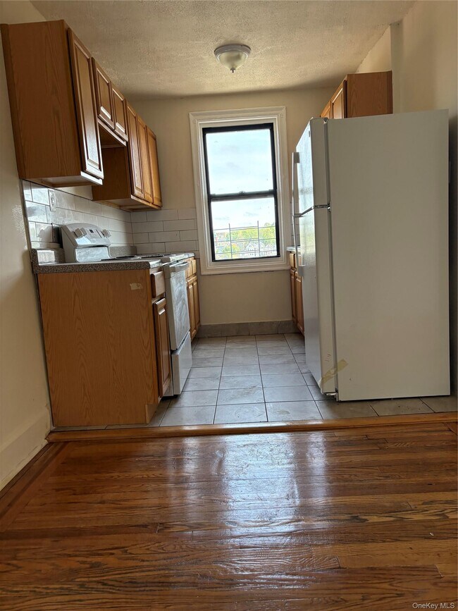 Photo - 30 Locust Hill Ave Unit 7E