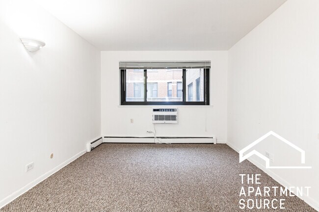 Photo - 540 W Roscoe St Unit 288