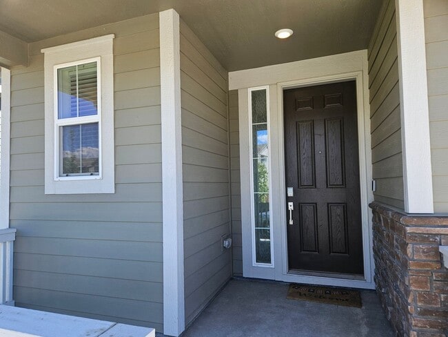 Photo - 3 Bed 2.5 Bath Home In Commerce City