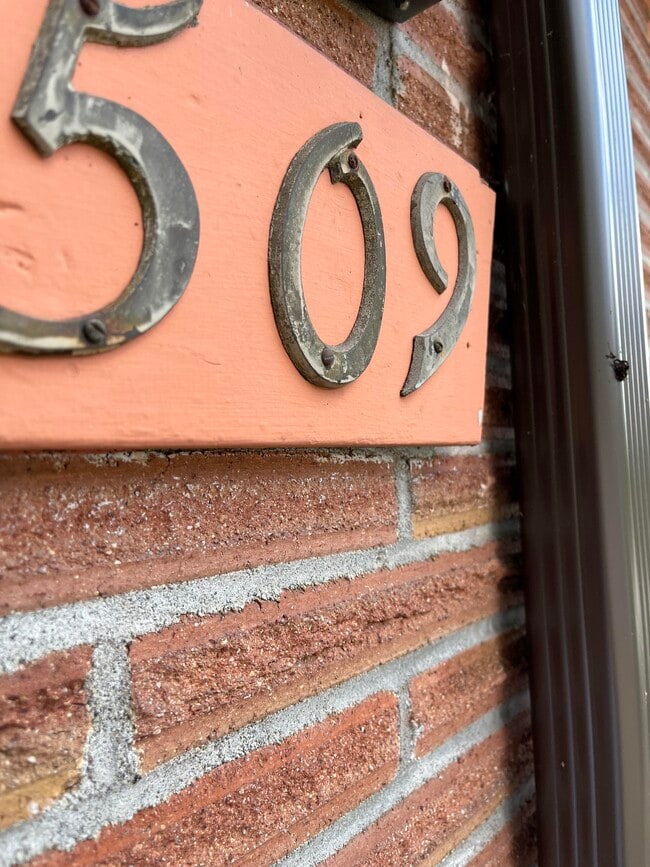 Photo - 509 N Bowdoin Pl Townhome