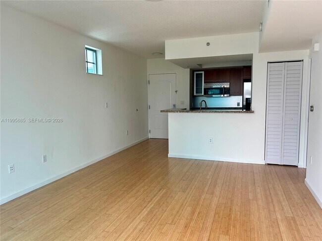 Photo - 110 Washington Ave Unit 1710