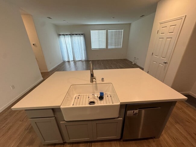 Photo - Lovely Home for rent in Visalia, Ca