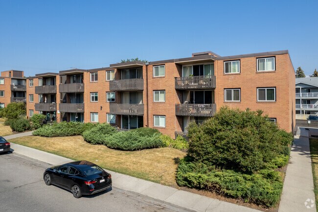 Photo - Chinook Gardens