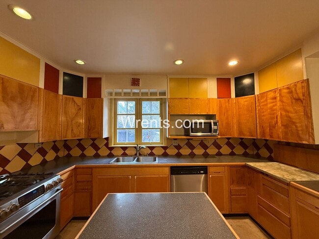 Photo - Stunning South Hill Home