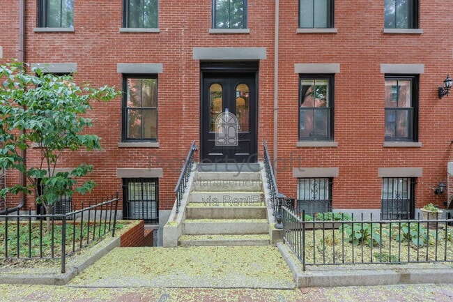 Photo - 29 E Springfield St Unit 1