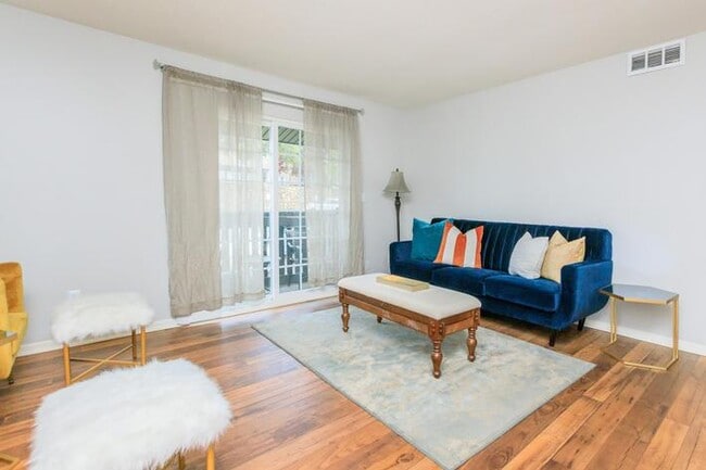 Photo - Riverview North