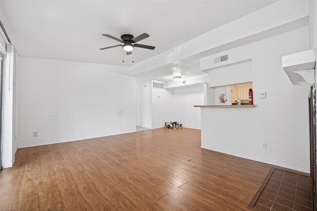 Photo - 6001 Reims Rd Unit 802