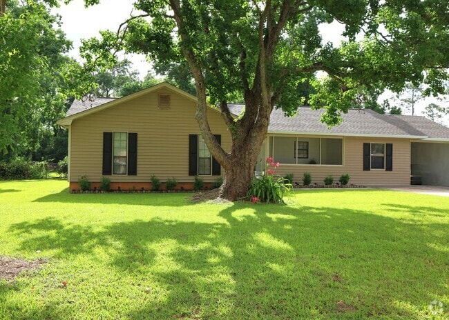 Building Photo - 3630 Becky St Rental