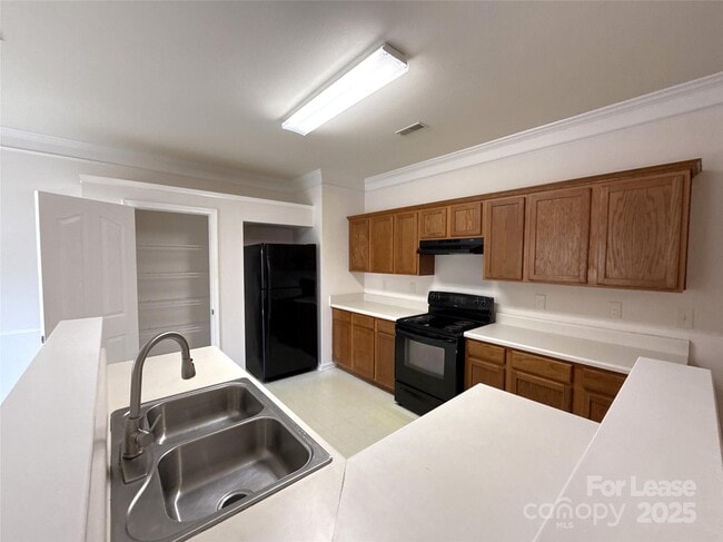 Photo - 2807 Forest Grove Ct