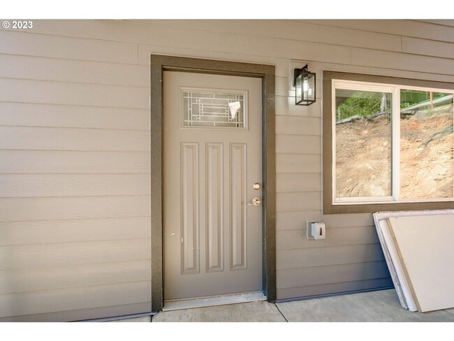 Building Photo - 1-Bedroom 1 Bath Apartment