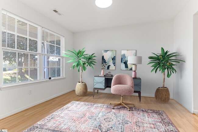 Photo - 301 Carnahan Dr