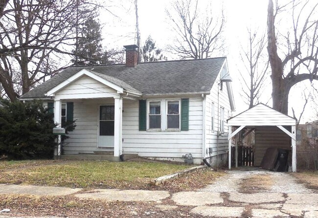 Building Photo - Two Bedroom Home in Belleville