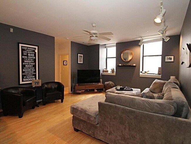 234 N Broadway