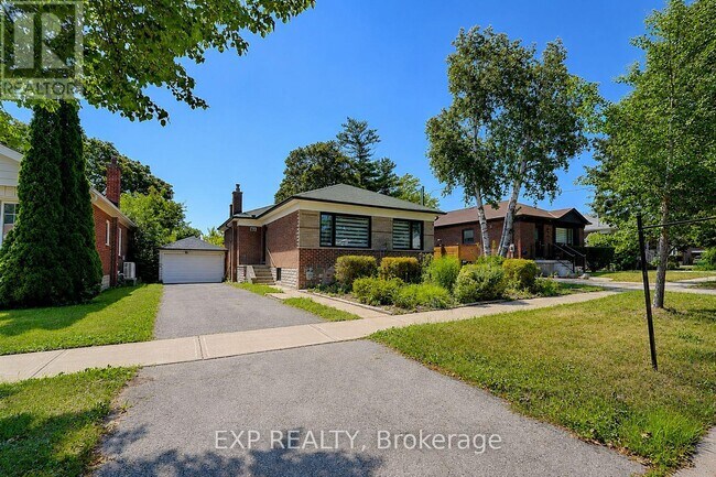 Photo - 36 Vauxhall Dr