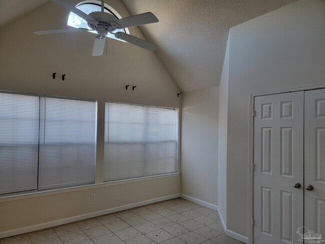 Photo - 7150 Plantation Rd Unit 311