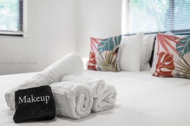 Photo - 1630 SW 4th Ave Unit 1