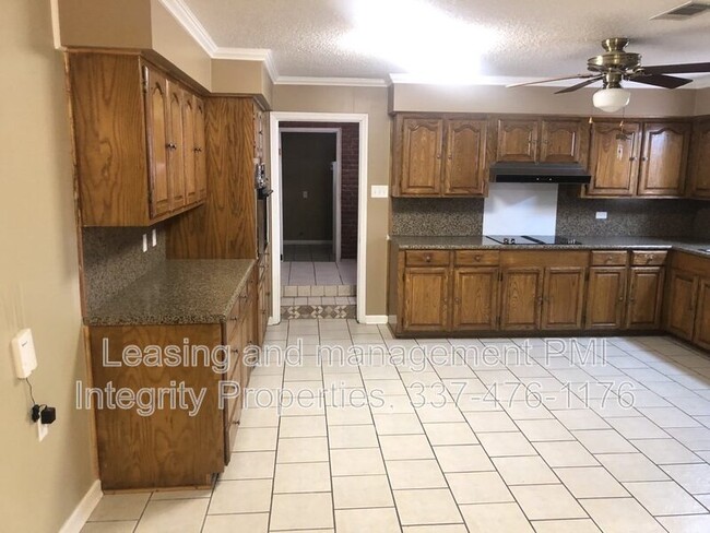 Photo - 2809 S Curtis Dr