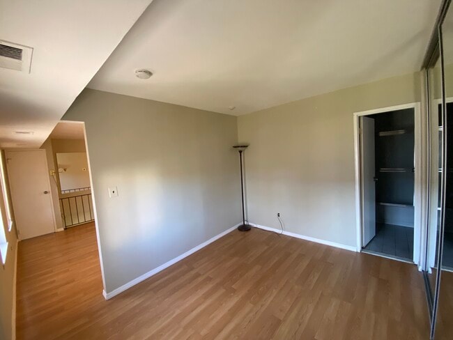 Photo - 16 Sierra Ct Unit $1800 - 1 Bedroom Apt.