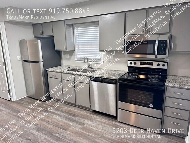 5203 Deer Haven Dr