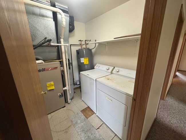 Photo - 414 14th Ave W