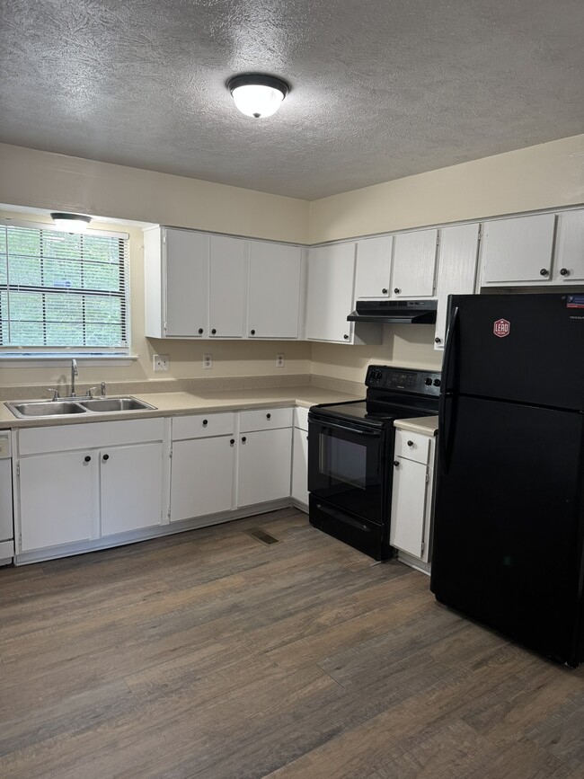 Photo - 1308 Ewing Creek Dr