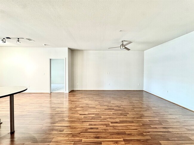 Photo - 3333 Weslayan St Unit 2228