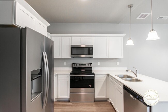 Photo - 3-Bed 2-Bath Condo In Lehi With Luxurious Amenities!