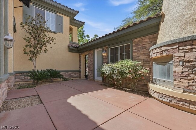 Photo - 10344 Shropshire St