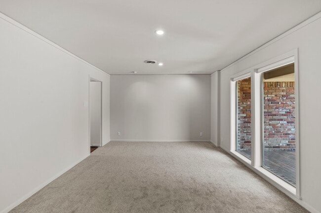 Photo - 365 Piney Point Rd