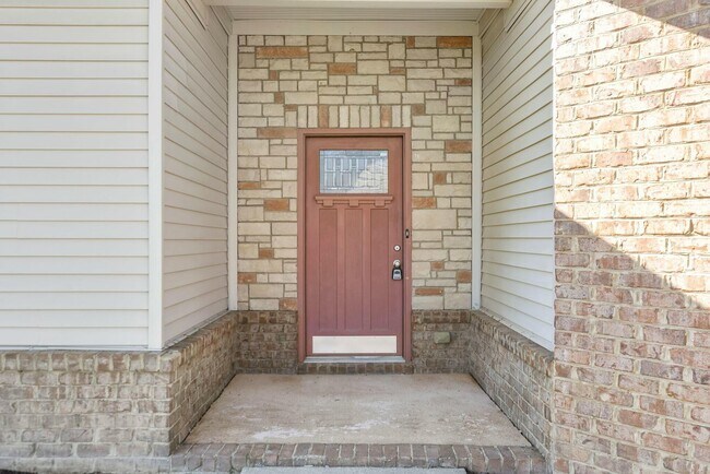 Photo - 502 Regency Cir