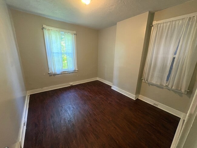 Photo - 3609 Beechwood Blvd Unit B (lower)