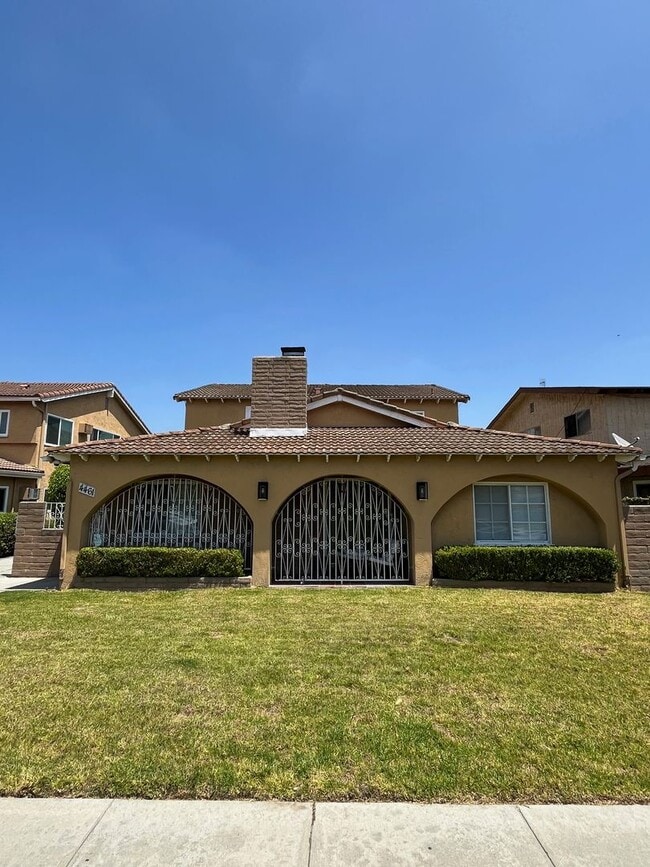 Photo - 4461 Green Ave Apartamento Unidad 4461 #B