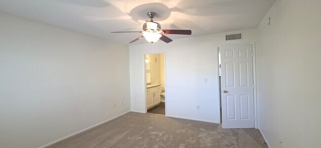 Photo - 950 Seven Hills Dr Unit 523
