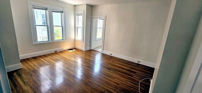 Photo - 121 Chestnut St Unit 1